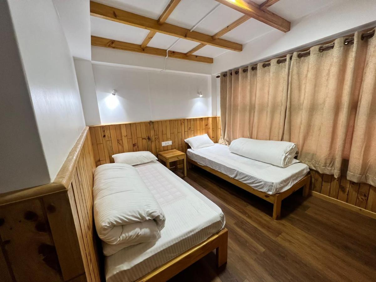 Hotel Camp De Base Namche Екстериор снимка